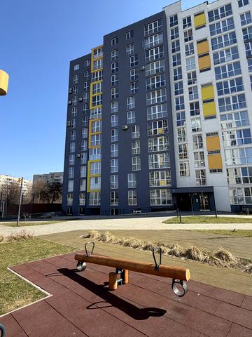 Якова Гніздовського вул., 75в