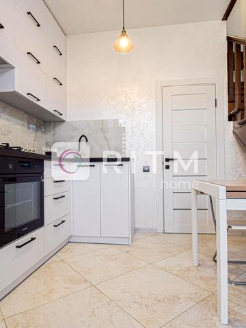 Полковника Нечая вул., 10