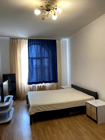 Котлярська вул., 10