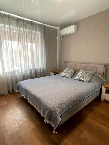 Українська вул., 55