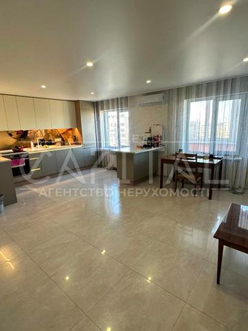 Незалежності бульв. (50 років Жовтня), 11-А