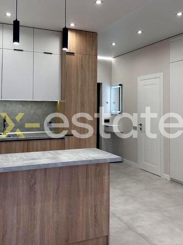 Генуезька вул., 1/1