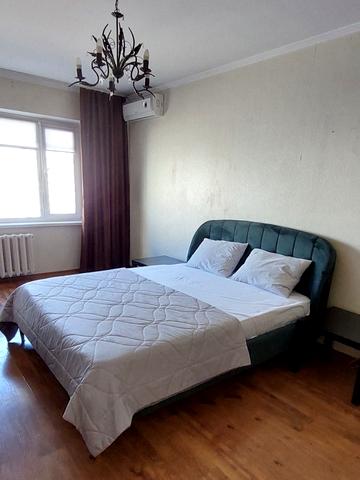 Урлівська вул., 16