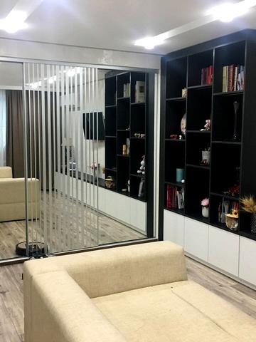 Лебединська вул., 1