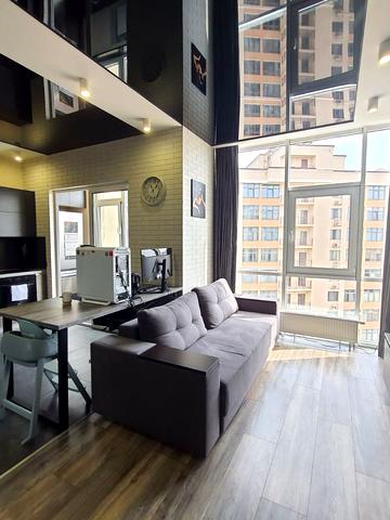 Перлинна вул., 4