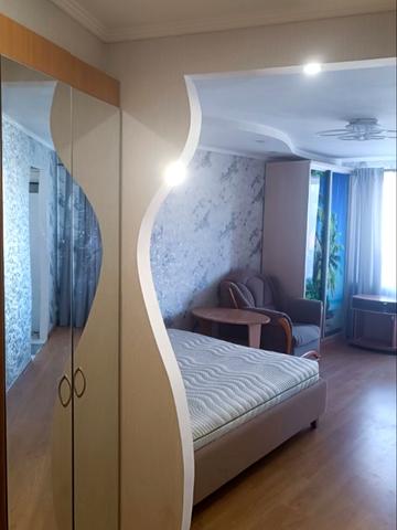 Дмитра Донцова вул. (Дмитра Донського), 6