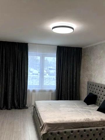 Моторний пров., 11