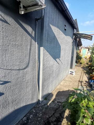 Естонська вул., 11