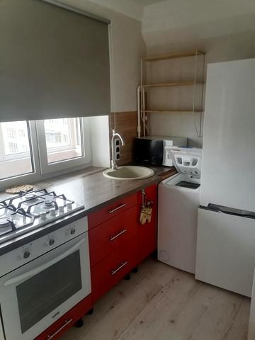 Андрія Малишка вул., 17