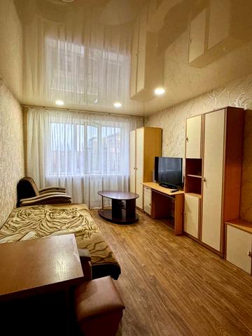 Добровольців пров., 10