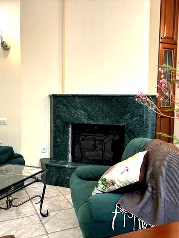 Малопідвальна вул., 4