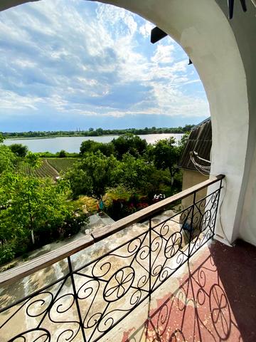 Старомильська, 20