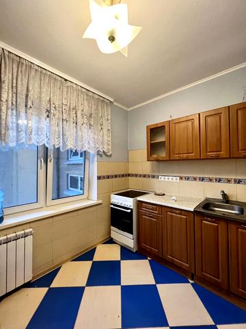 Левка Лукяненка вул. (Маршала Тимошенка), 33/35