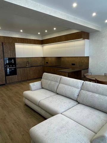 Науки просп. (Гагаріна), 112-Б