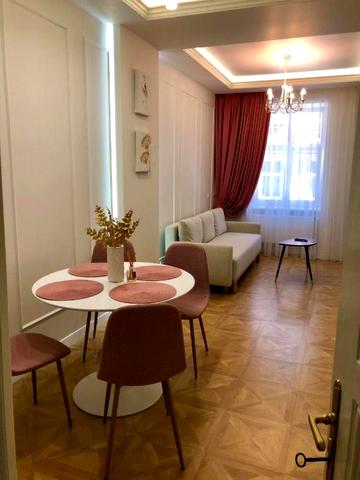 Староєврейська вул., 22