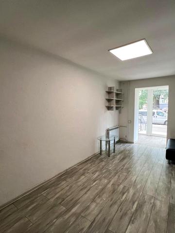 Київська вул., 65