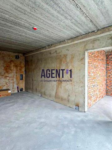 Коцюбинського вул., 2