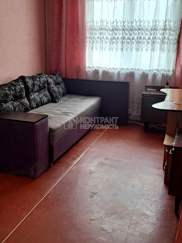 Амосова вул. (Корчагінців), 5