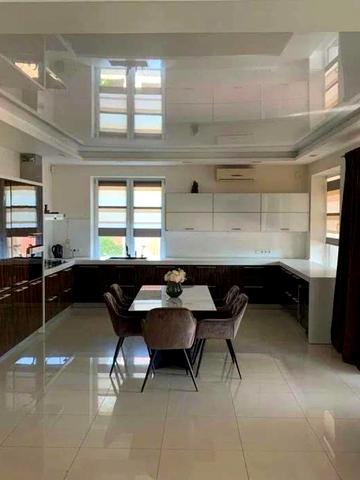 Ворзельська вул.