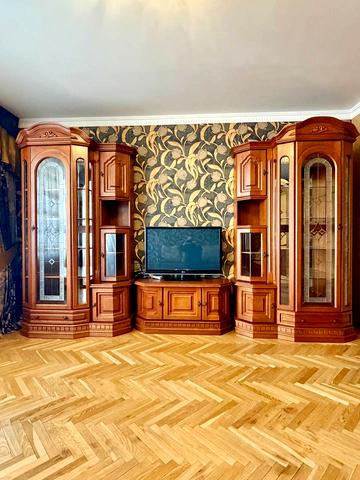 Старонаводницька вул., 4