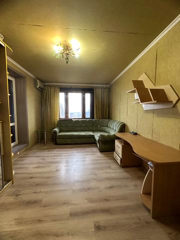 Саперна вул., 16