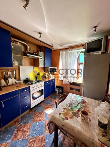 Рибальський пров., 12