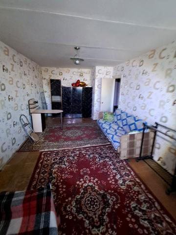 Квітки Цісик вул. (Гулі Корольової), 2