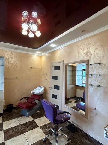 Зоряна вул., 16