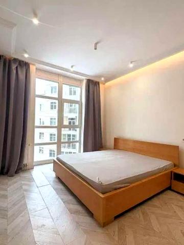 Саперне Поле вул., 12