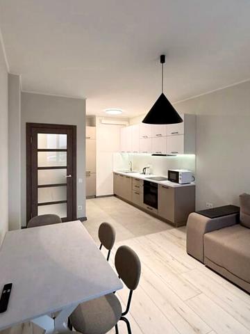 Васильківська вул., 37-Г