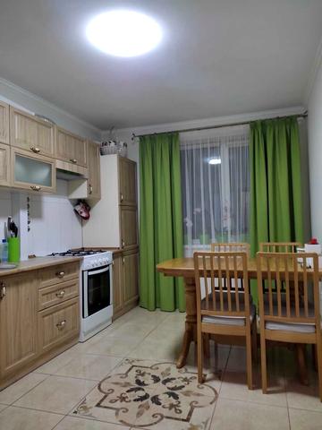 Яскрава вул. (Тверська), 17