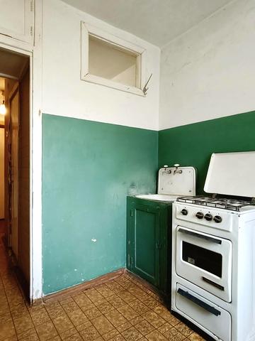 Левка Лукяненка просп. (Рокоссовського), 48