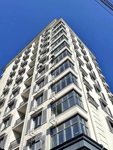 Андрія Гулого-Гуленка вул. (Віце-адмірала Азарова), 8