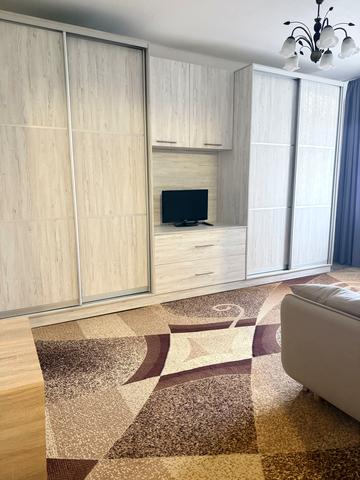 Володимира Івасюка просп. (Героїв Сталінграду), 11-А