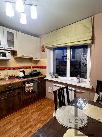 Запорізьке шосе, 80