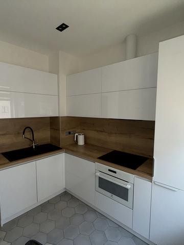 Генуезька вул., 3б