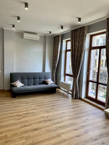 Велика Арнаутська вул., 39