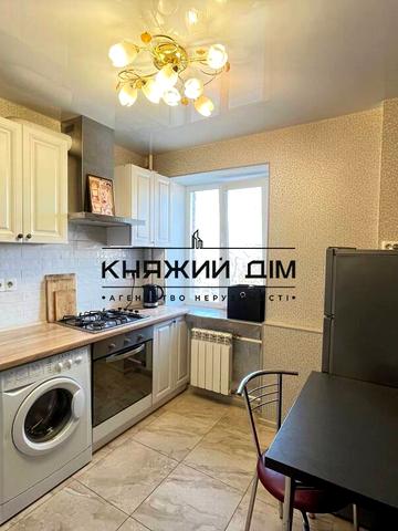 Парково-Сирецька вул. (Тимофія Шамрила), 3