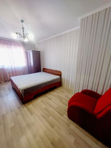 Любомира Гузара просп. (Космонавта Комарова), 46-В