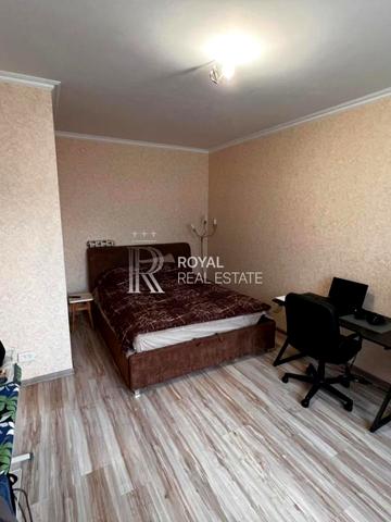 Сергія Данченка вул., 28