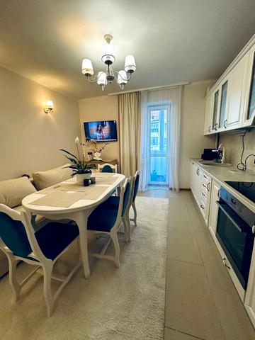 Джона Ленона вул., 35