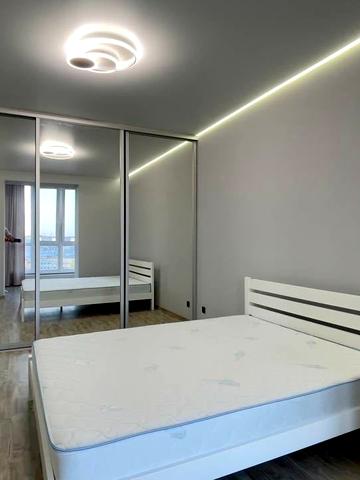 Гетьмана Мазепи вул., 164, к2