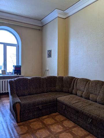 Дмитра Яворницького просп. (Карла Маркса), 100