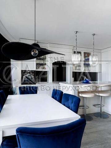 Зарічна вул., 1-Б