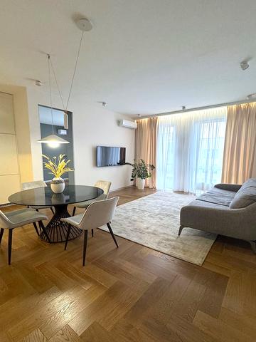 Бульварно-Кудрявська вул. (Воровського), 17