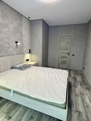 Мольєра вул., 77