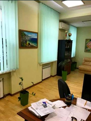 Культури вул., 18