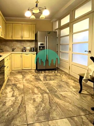 Січових Стрільців вул., 76в