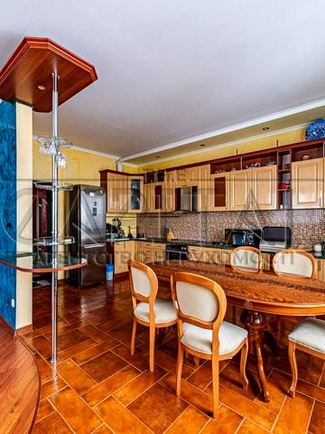 Левка Лукяненка вул. (Маршала Тимошенка), 21к2