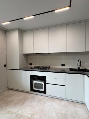 Підволочиське шосе, 9